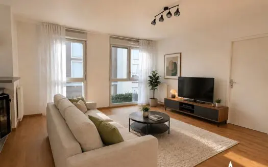 Appartement À vendre  3 chambres 83 m²