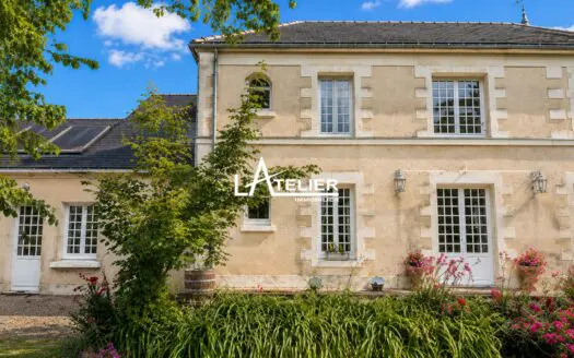 Maison À vendre  10 chambres 300 m²