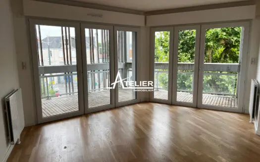 Appartement À louer  2 chambres 64 m²
