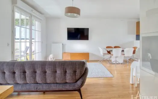 Appartement À louer  3 chambres 85 m²