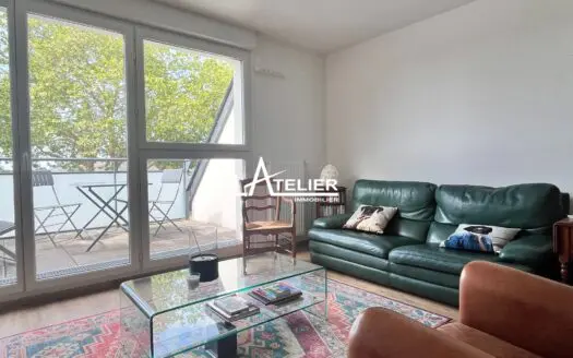 Appartement À vendre  2 chambres 64 m²