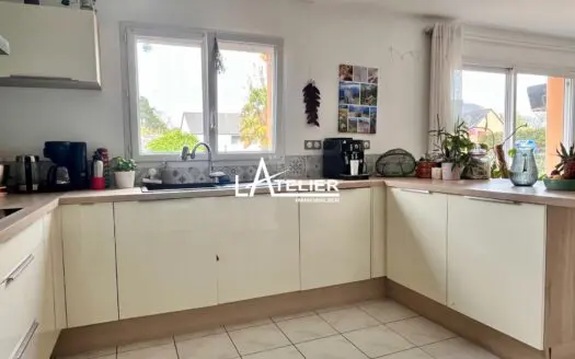 Maison À vendre  4 chambres 107 m²