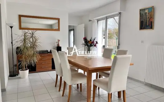 Maison À vendre  4 chambres 130 m²