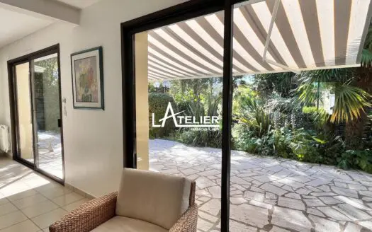 Maison À vendre  5 chambres 173 m²