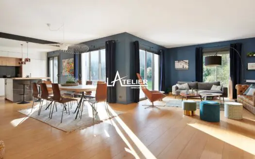 Maison À vendre  5 chambres 210 m²