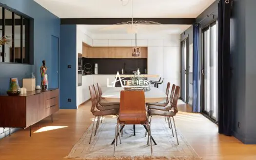 Maison À vendre  5 chambres 210 m²