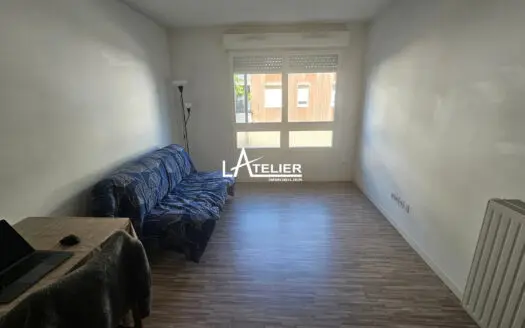 Appartement À louer  26 m²