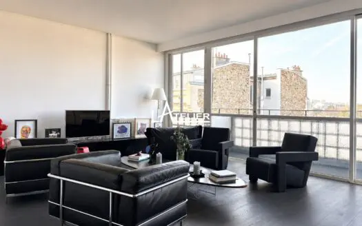 Appartement À vendre  2 chambres 102 m²