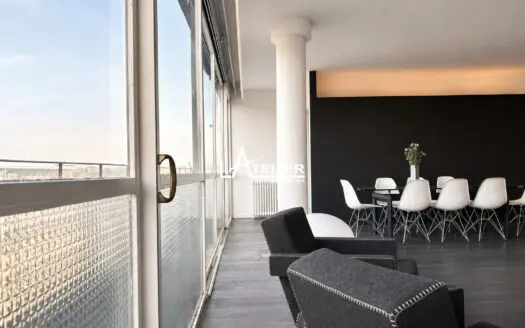 Appartement À vendre  2 chambres 102 m²