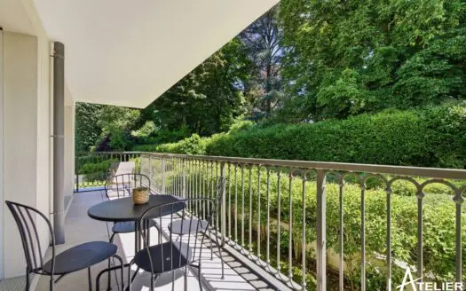 Appartement À vendre  3 chambres 95 m²
