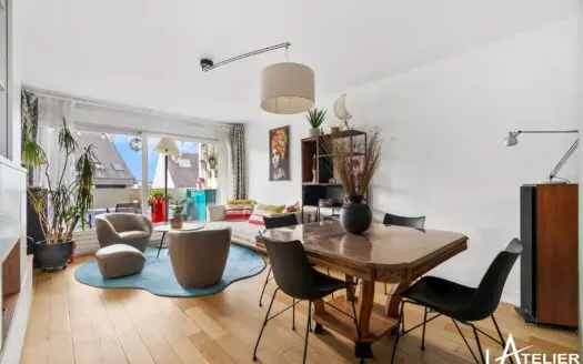 Appartement À vendre  4 chambres 127 m²