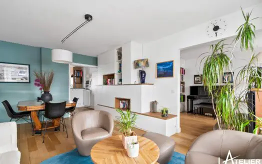 Appartement À vendre  4 chambres 127 m²