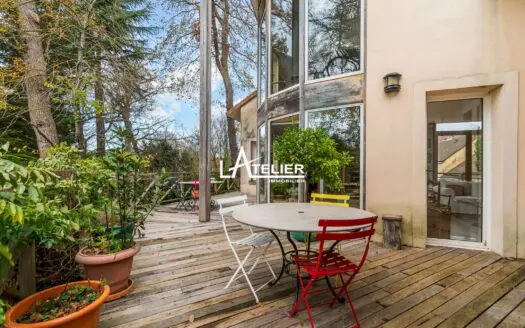 Maison À vendre  5 chambres 207 m²