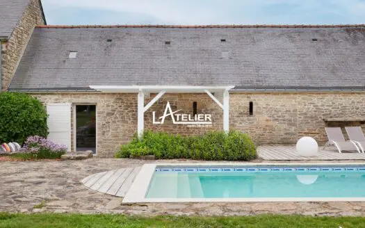 Maison À vendre  5 chambres 240 m²