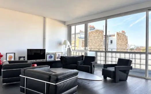 Appartement À vendre  2 chambres 102 m²