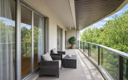 Appartement À vendre  3 chambres 117 m²