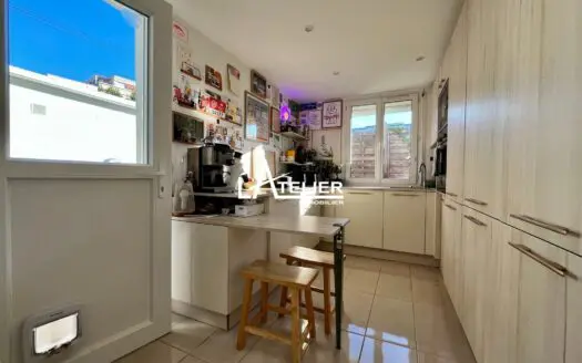 Maison À vendre  2 chambres 89 m²