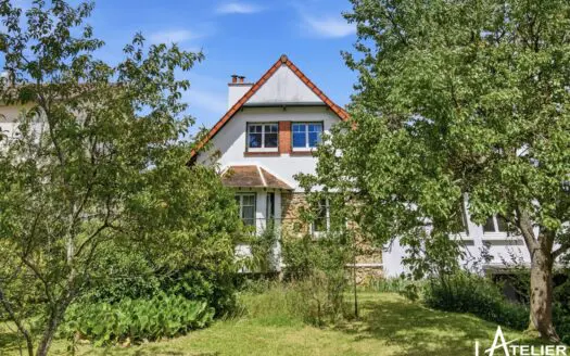 Maison À vendre  4 chambres 135 m²