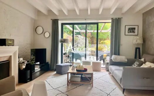 Maison À vendre  4 chambres 150 m²