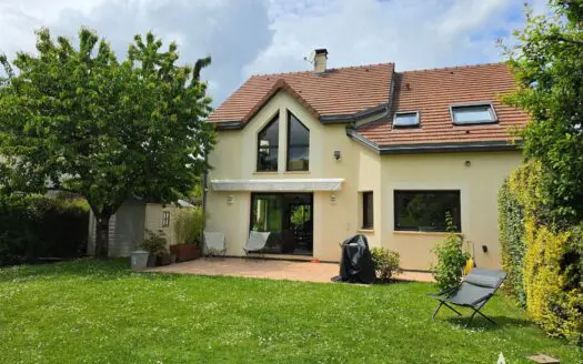Maison À vendre  5 chambres 146 m²
