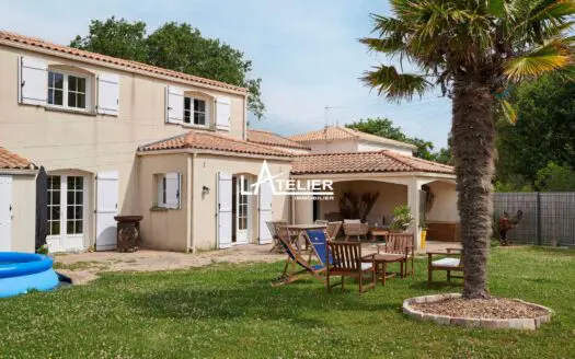 Maison À vendre  5 chambres 150 m²
