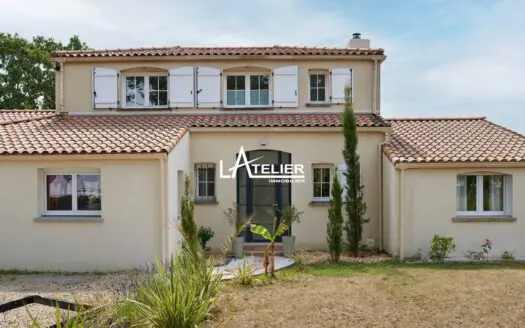 Maison À vendre  5 chambres 150 m²
