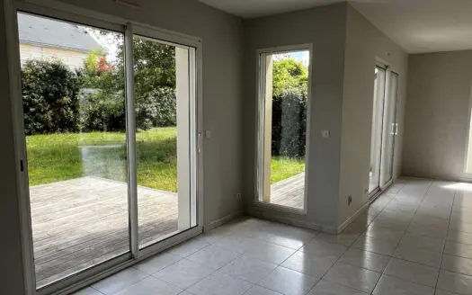 Maison À vendre  5 chambres 151 m²