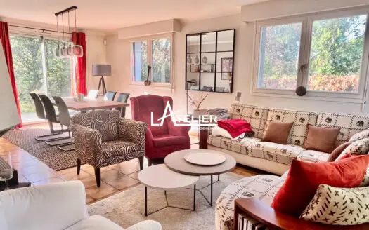 Maison À vendre  5 chambres 161 m²
