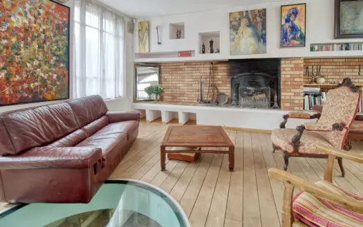 Maison À vendre  6 chambres 300 m²