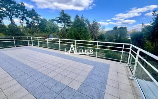 Maison À vendre  9 chambres 224 m²