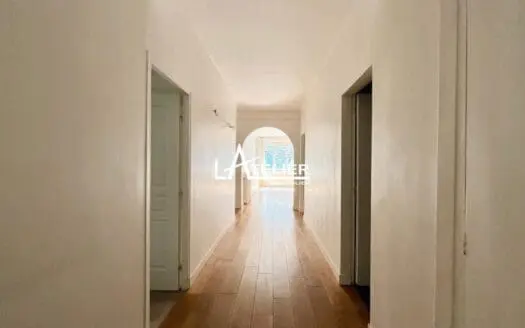Appartement à vendre, 6 pièces, 145 m²