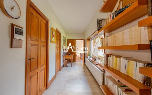 Propriété de caractère, piscine, bourg de Sautron