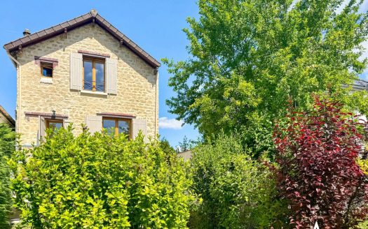 Meulière rénovée à Mareil-Marly 