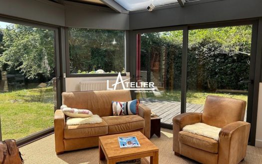 Spacieuse longère rénovée – 6 chambres et bureaux à 15 min de Nantes