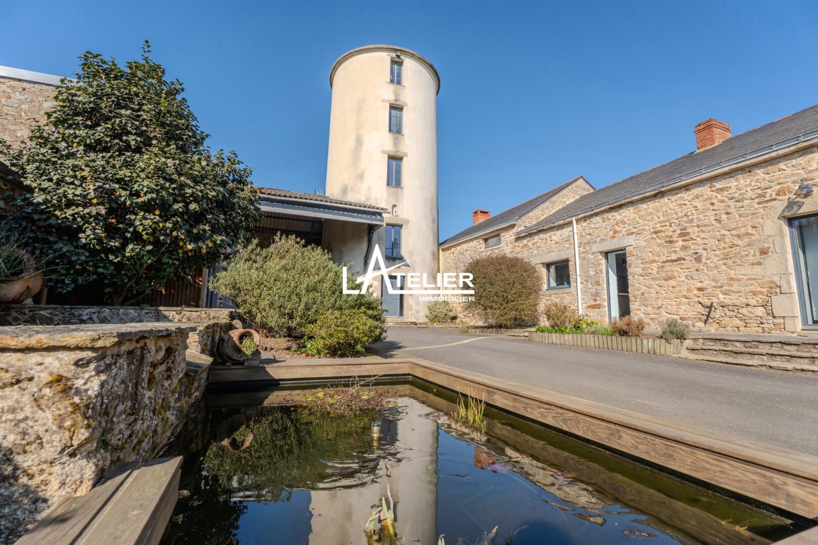 Maison 9 pièces 273 m² · à Eur · 273 m² · 550 000 €