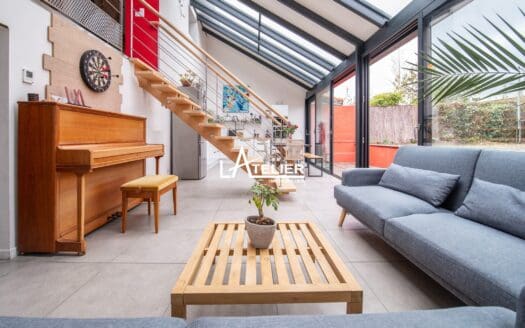 Maison À vendre  4 chambres 160 m²