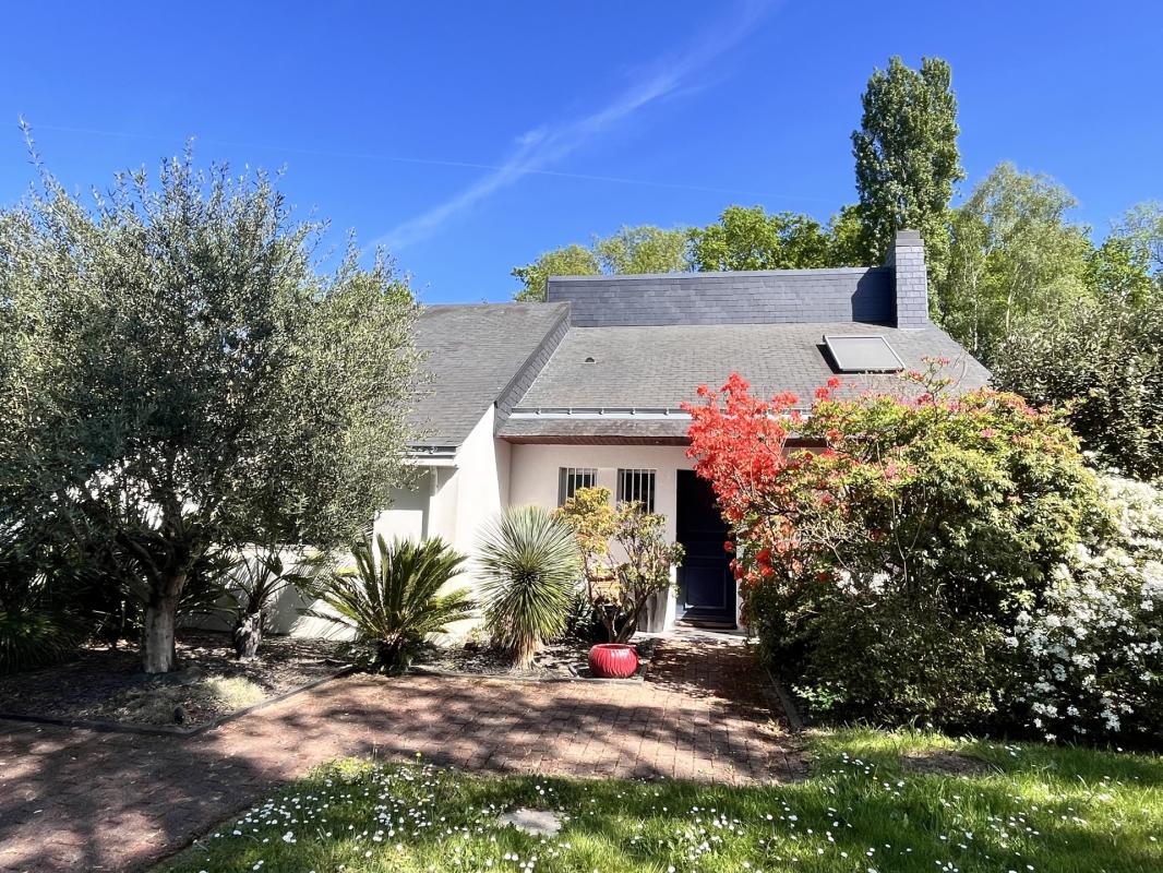 Maison 5 pièces 162 m² · à Sautron · 162 m² · 674 700 €