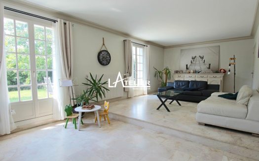 Grande maison familiale , vie de plain-pied, 6 chambres